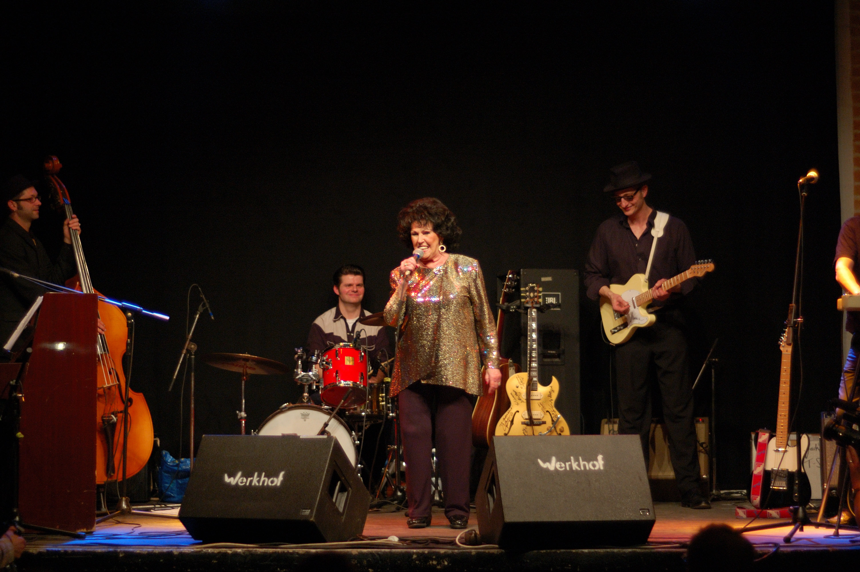 WandaJackson2008-04-21WerkhofLuebeckGermany (3).jpg